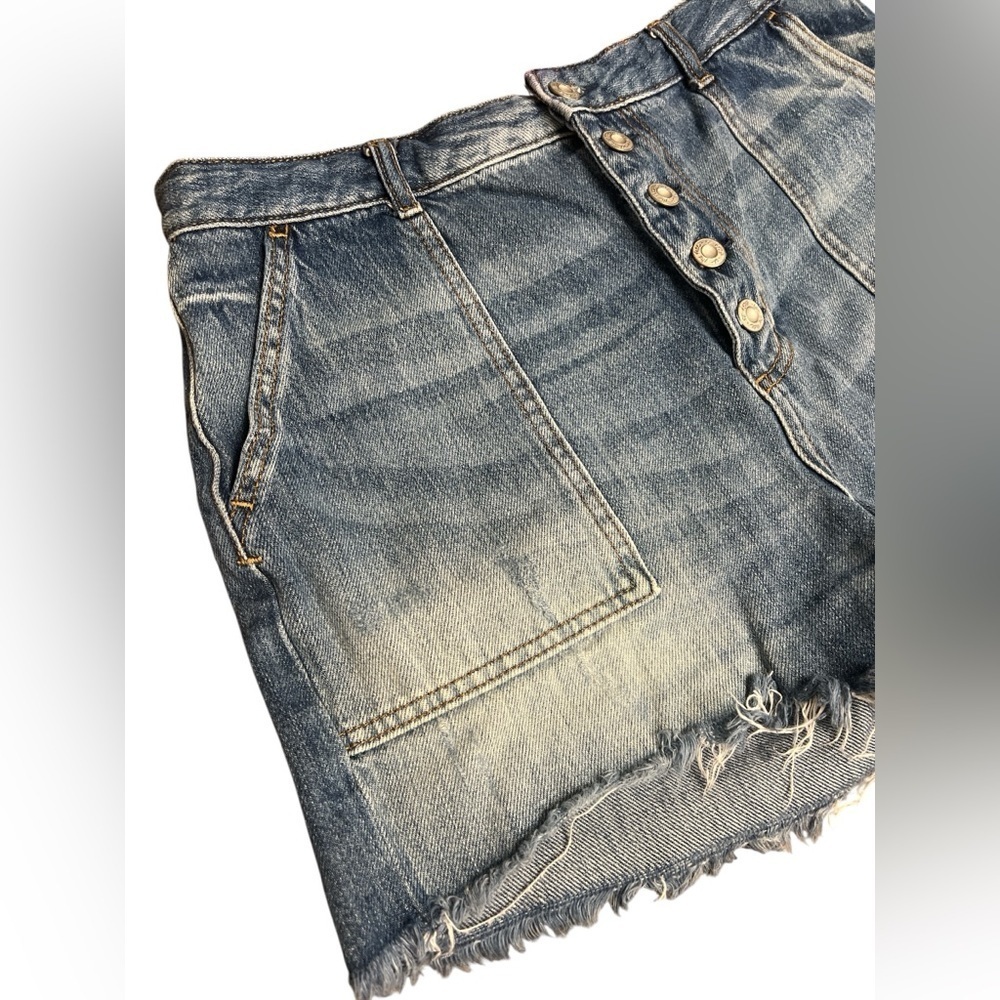 Free people high waisted cut off denim jean shorts - Picture 2 of 5
